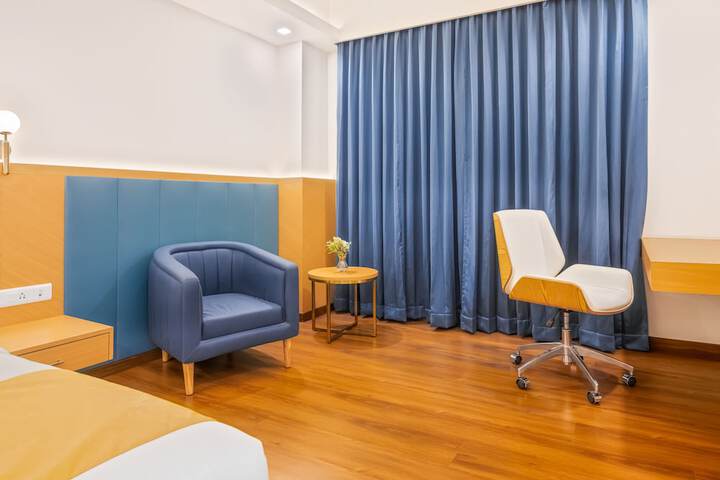 Room 6 of 38