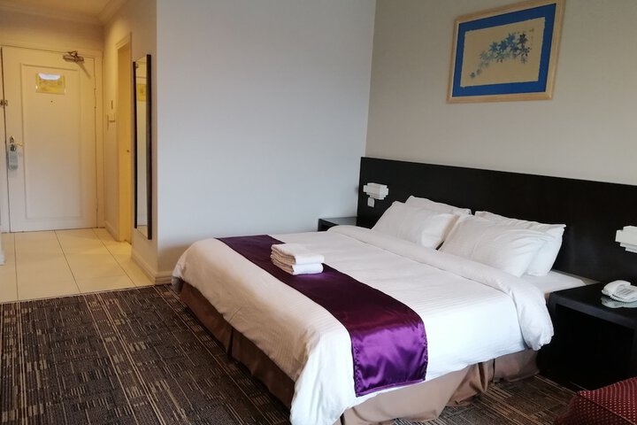 Room 19 of 37
