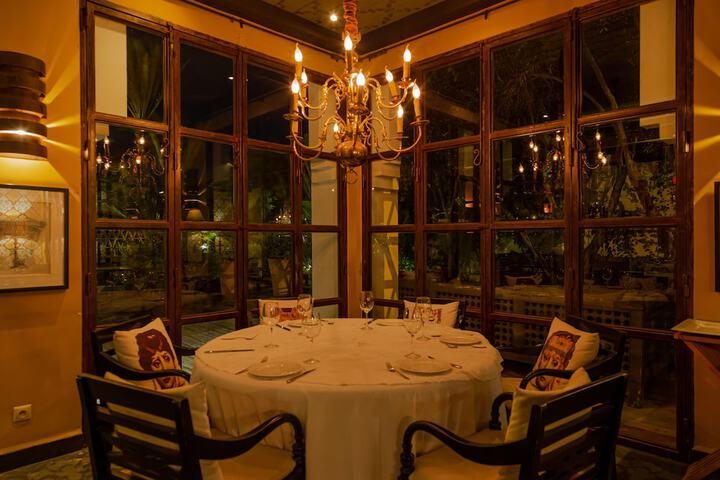 Dining 44 of 65
