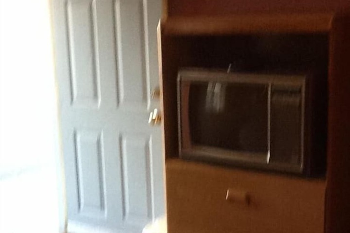 Room 12 of 28