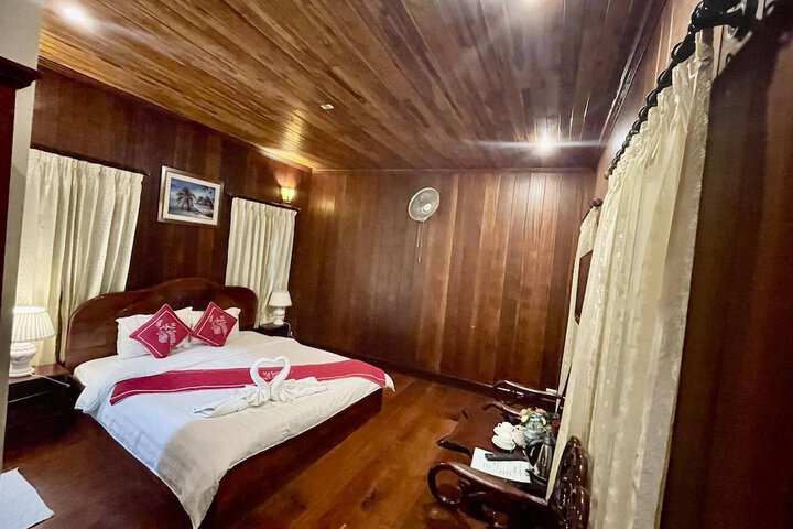 Room 13 of 29