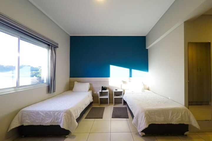 Room 27 of 45