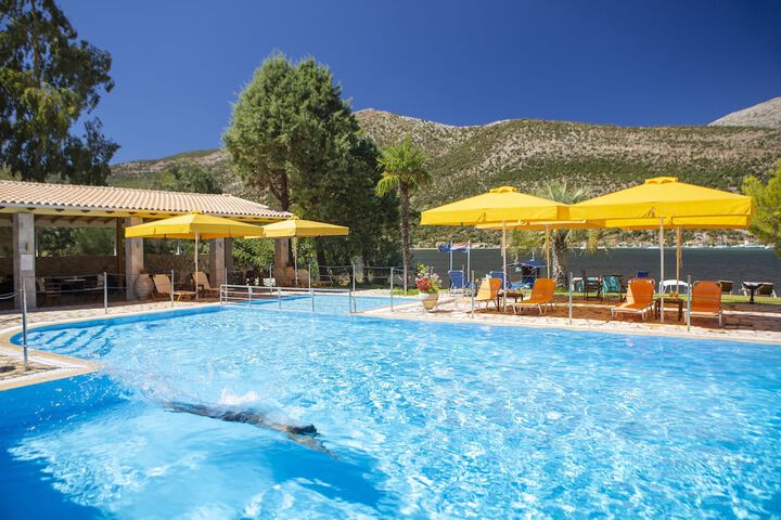 Hotel Pool