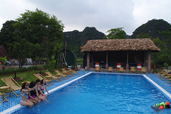 Pool 62 of 113