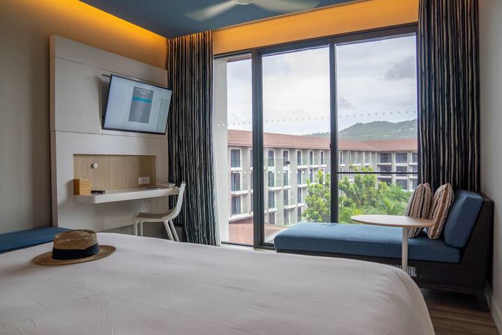 Room 72 of 175