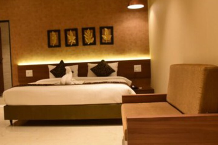 Room 36 of 54
