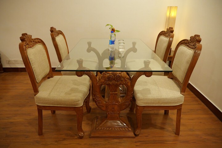 Dining Photos