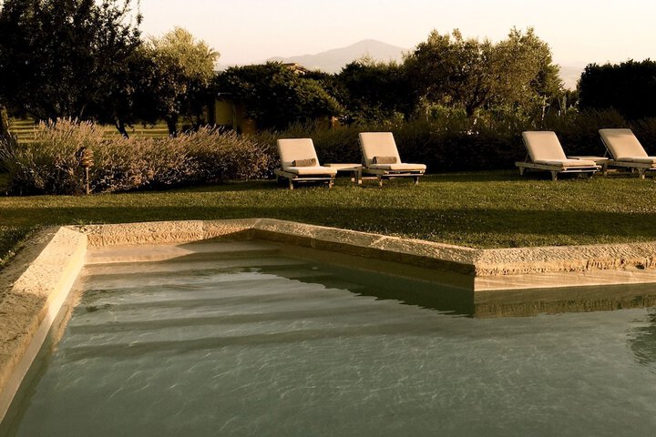 Pool 25 of 90