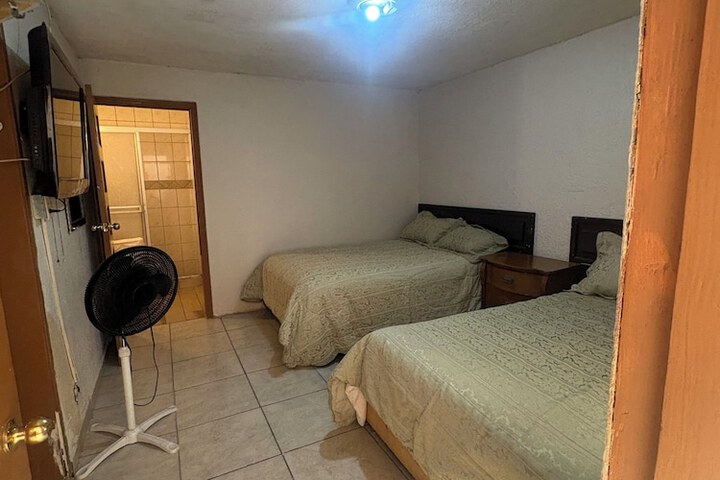 Room 9 of 44