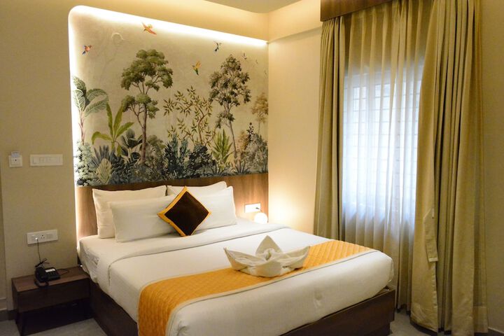 Room 15 of 60