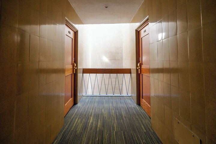Ballroom/Hall 35 of 42