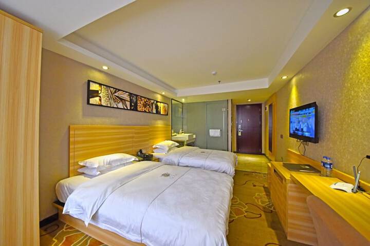 Room 10 of 53