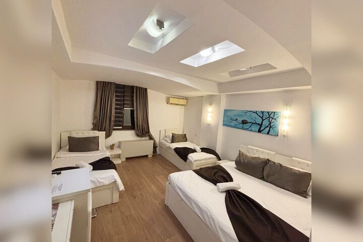 Room 7 of 46