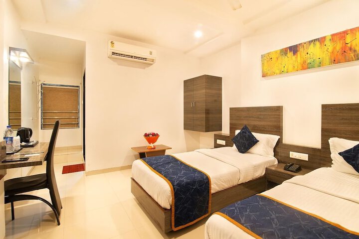 Room 10 of 53