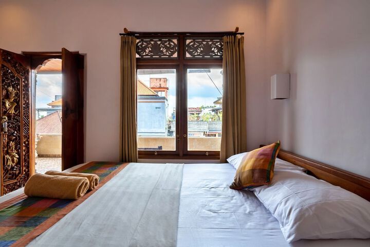 Room 14 of 23