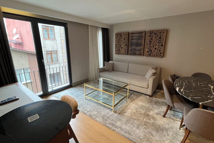 Room 75 of 129