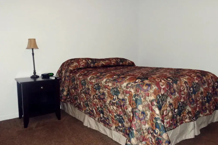 Image of Crashpad Bunkhouse & Noonan Hotel