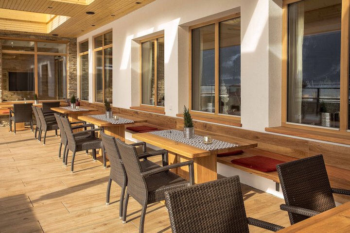 Terrace/Patio 78 of 100