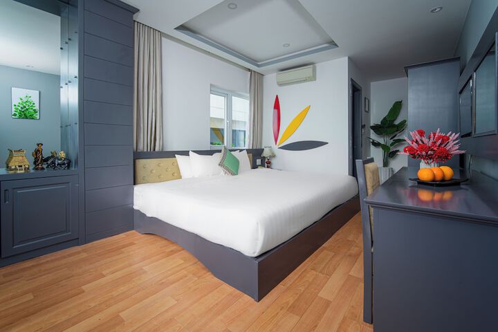 Room 25 of 89