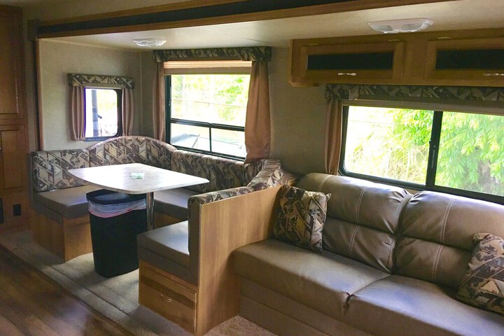 Room 40 of 115