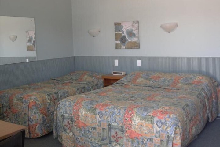 Room 11 of 31