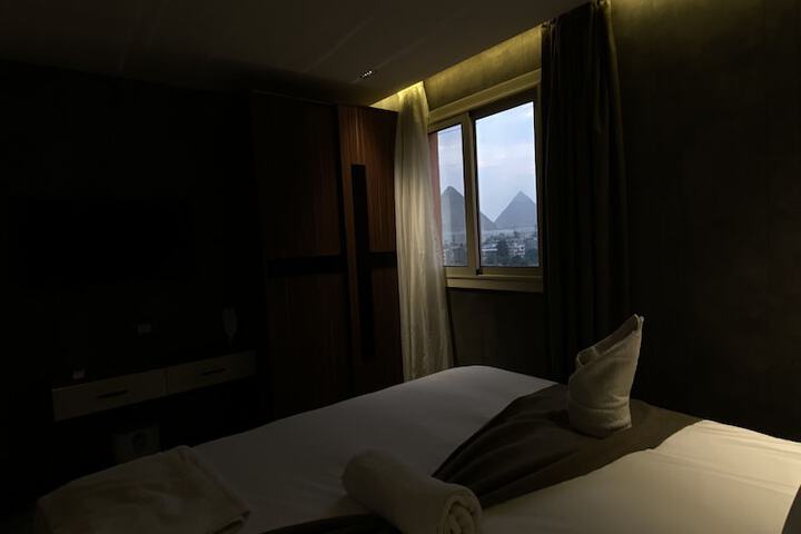 Room 74 of 114