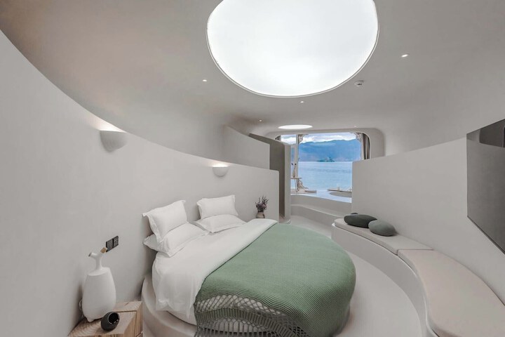 Room 3 of 101