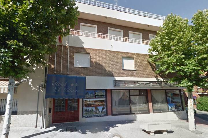 Exterior of Hotel El Álamo