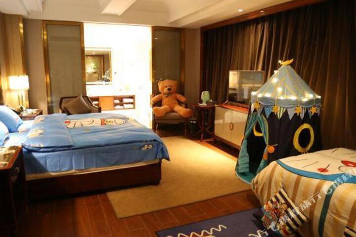 General 5 of 23