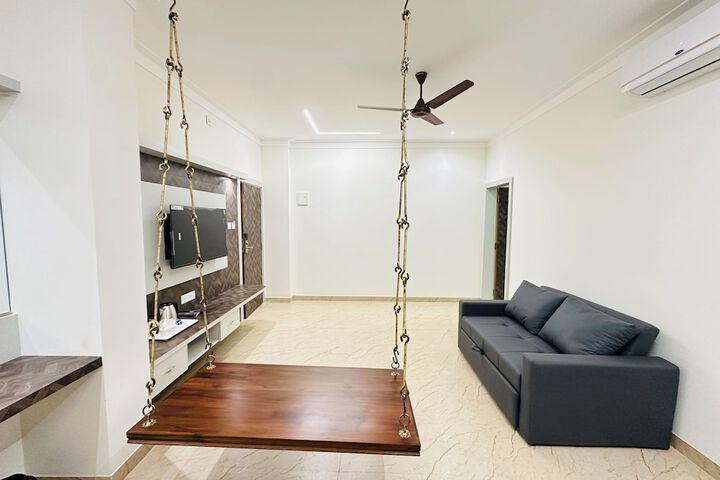 Room 43 of 94