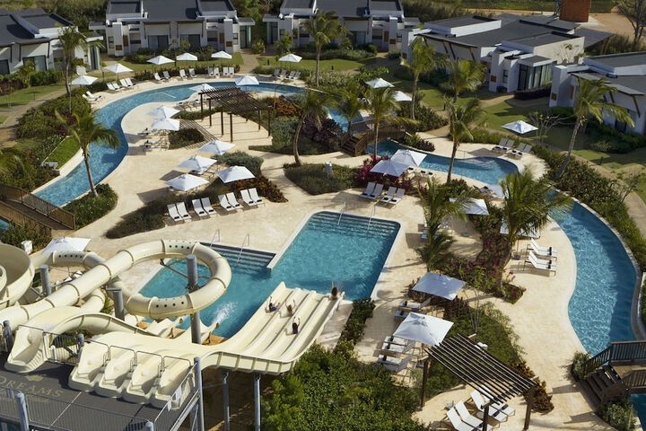 Pool 74 of 121