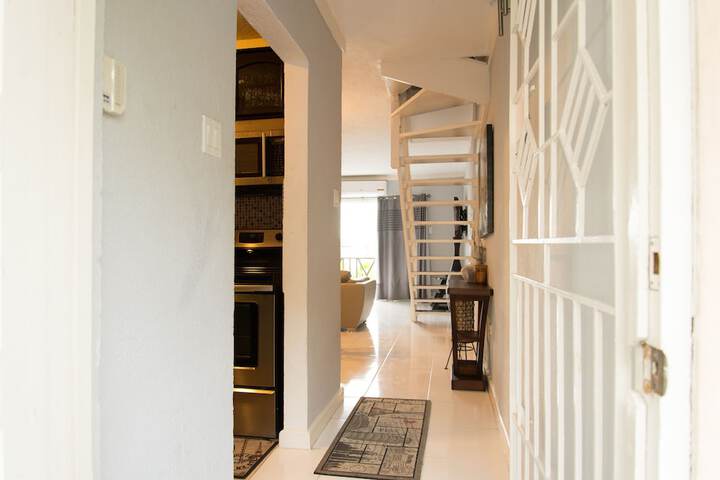 Room 4 of 27