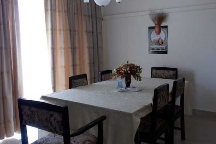 Room 16 of 27