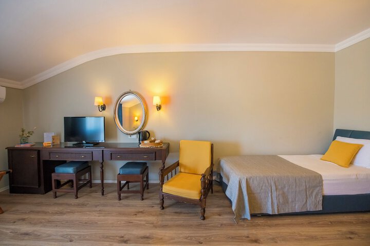 Room 30 of 60