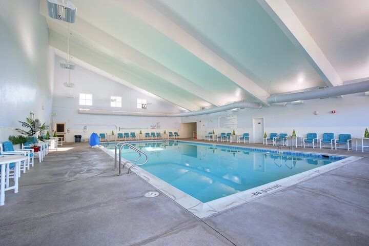 Pools & Facilities