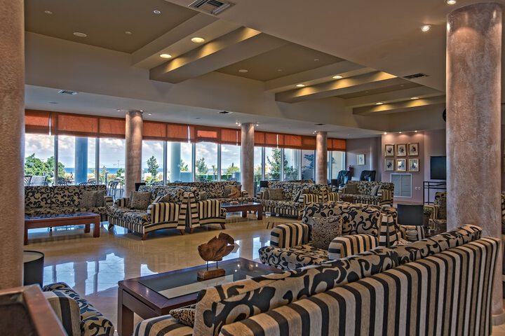 Hotel Interior 10 of 229
