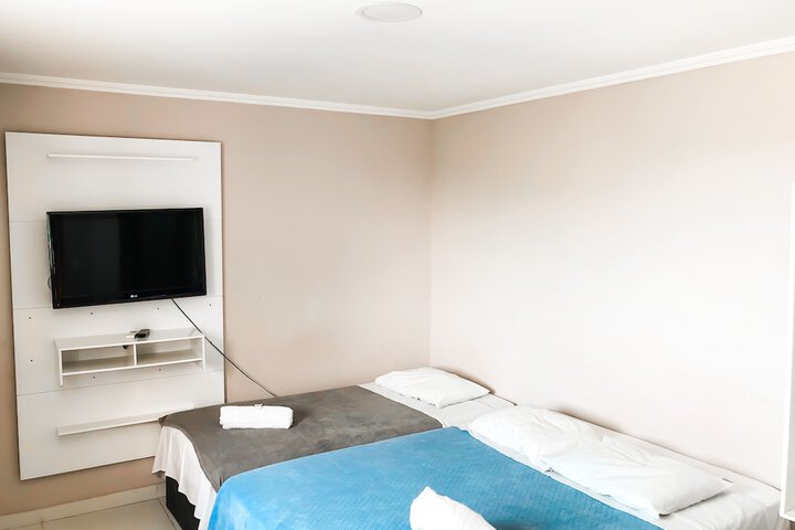 Room 12 of 159