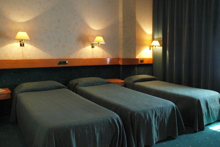 Room 15 of 31