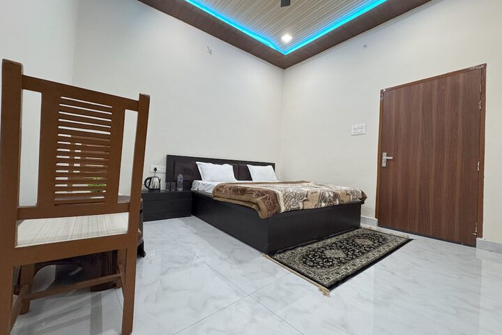 Room 20 of 39