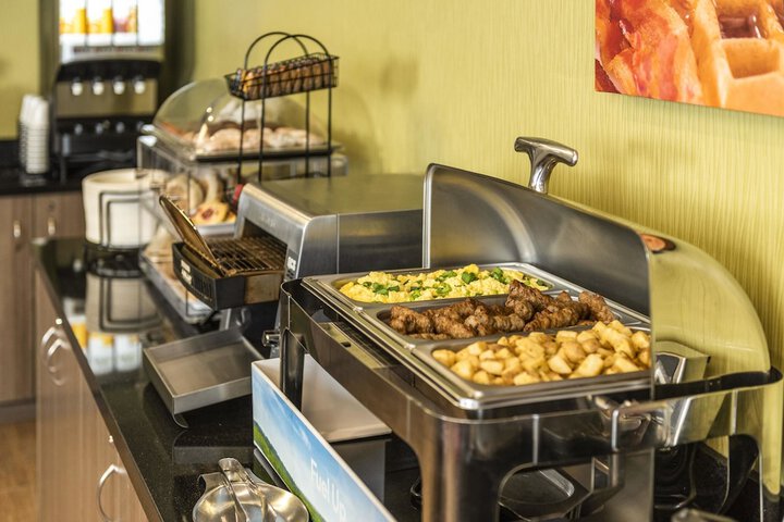 Breakfast/Coffee Service 22 of 36