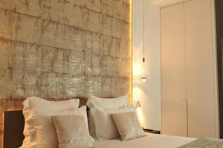 Room 19 of 84