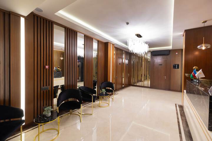 Hotel Interior 4 of 33