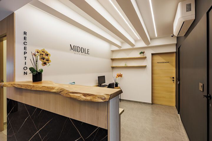 Middle Beach Hotel