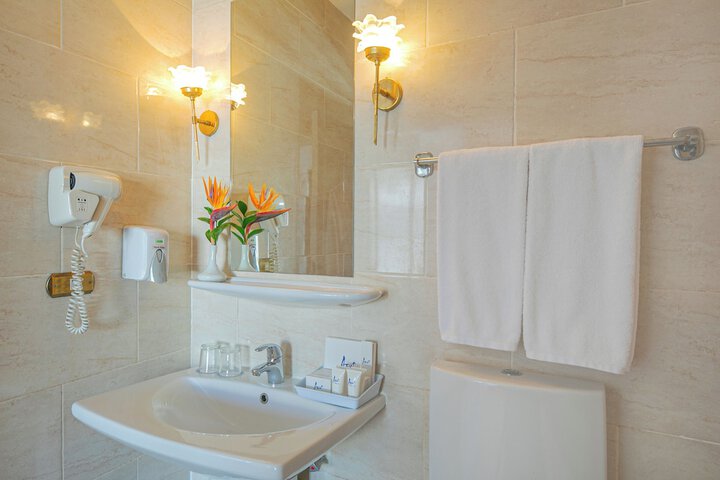 Clean Restrooms