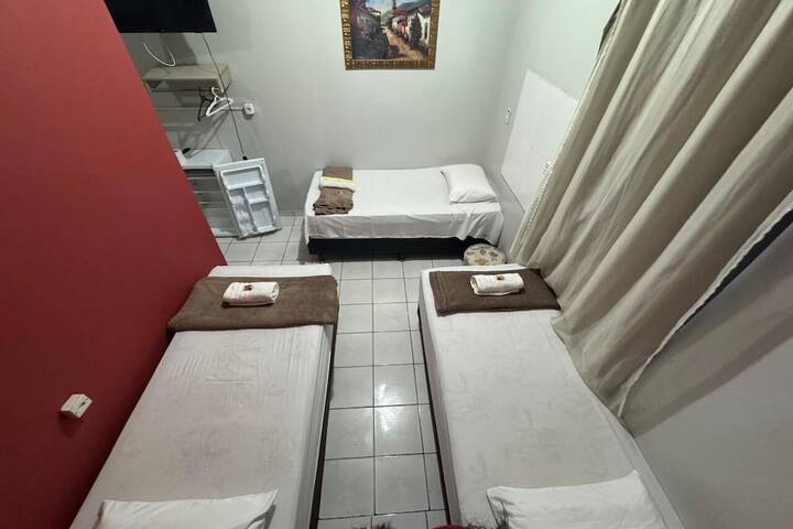 Room 14 of 32