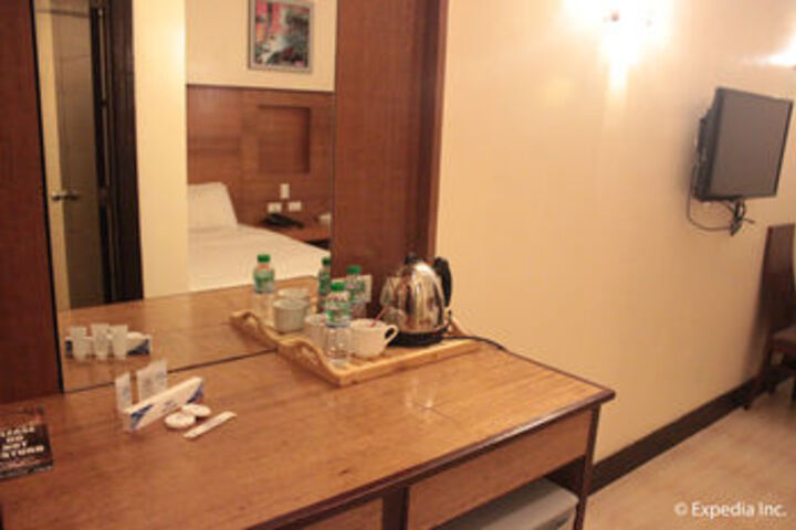 Room 54 of 82