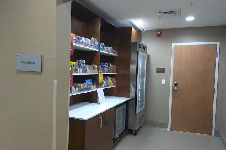 Snack bar