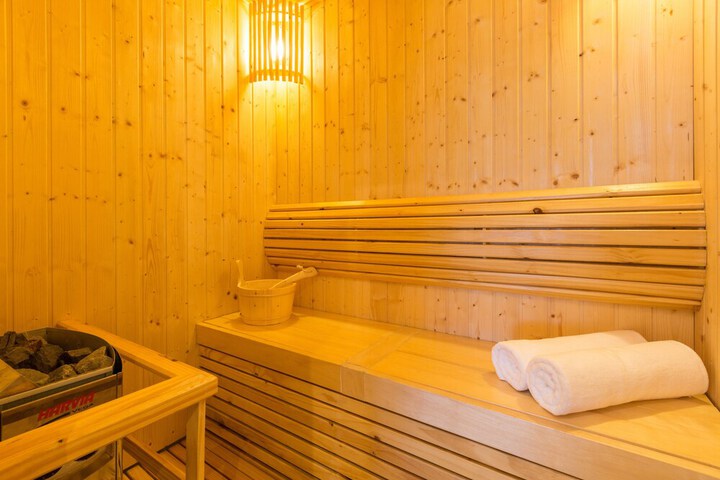 Spa 51 of 62