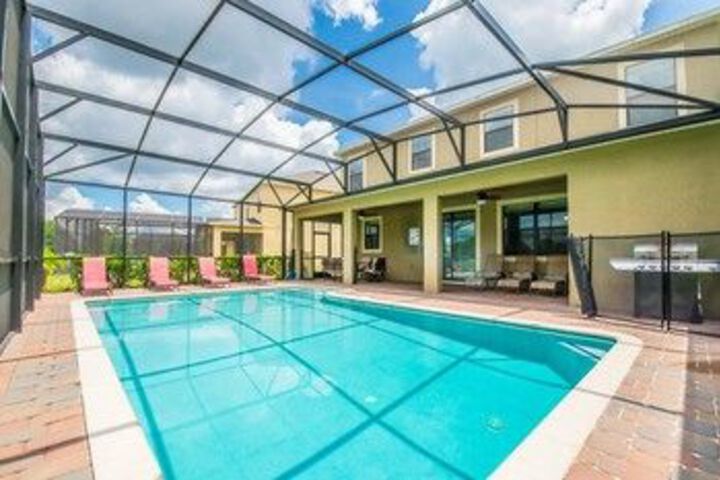 Pool 18 of 22