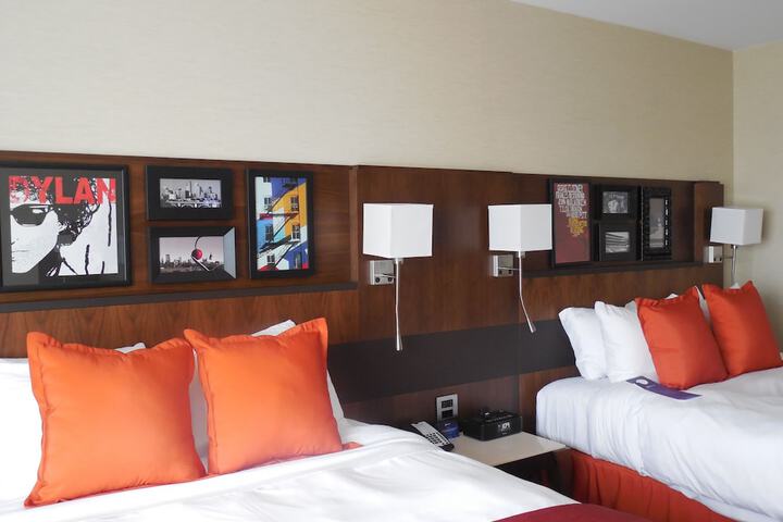 2 Queen Beds City or Valley View (20 of 34)